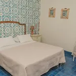La Casa Nel Borgo Bed & Breakfast 3*