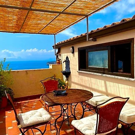 La Casa Nel Borgo Bed & Breakfast