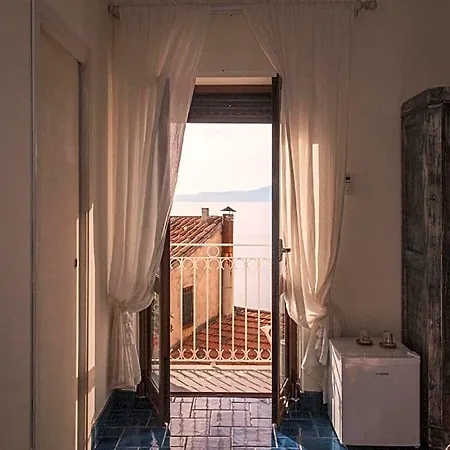 La Casa Nel Borgo 3* San Nicola Arcella
