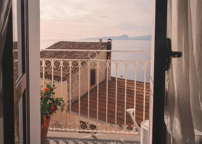 Alojamento de Acomodação e Pequeno-almoço La Casa Nel Borgo San Nicola Arcella