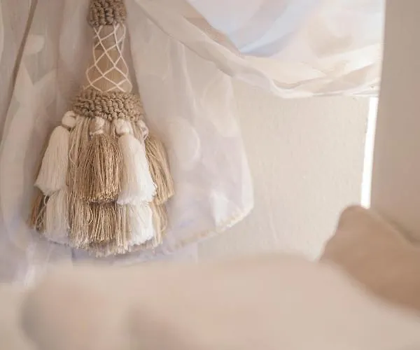 La Casa Nel Borgo Alojamento de Acomodação e Pequeno-almoço San Nicola Arcella