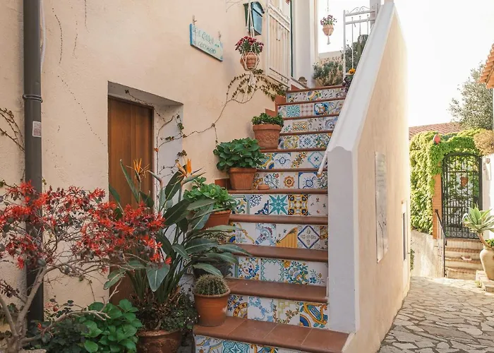 La Casa Nel Borgo Alojamento de Acomodação e Pequeno-almoço San Nicola Arcella